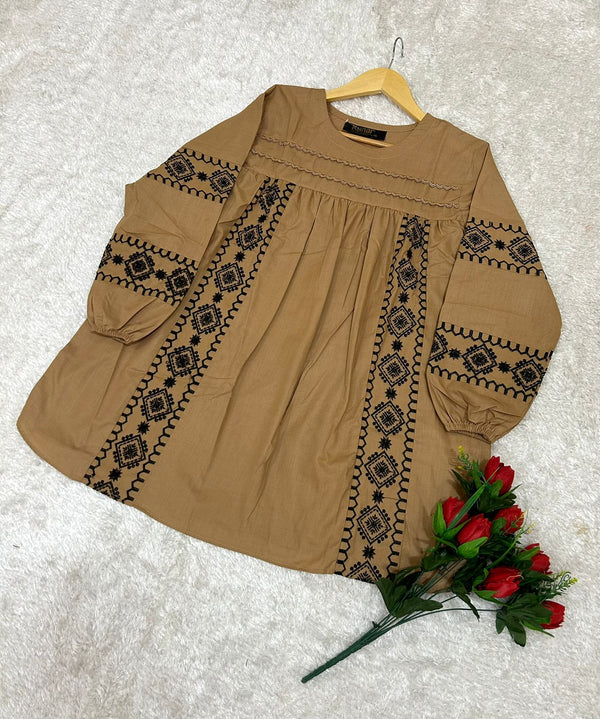 Embroidery Cotton Short Style Top