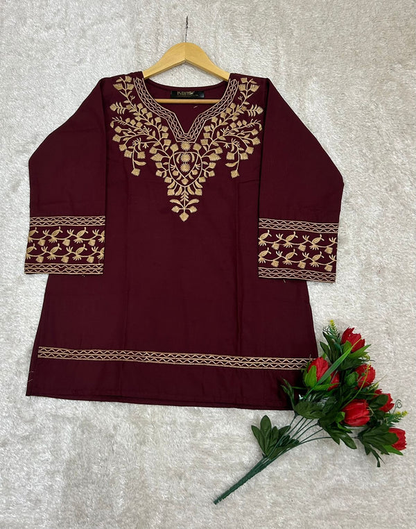 Embroidery Cotton Short Style Top